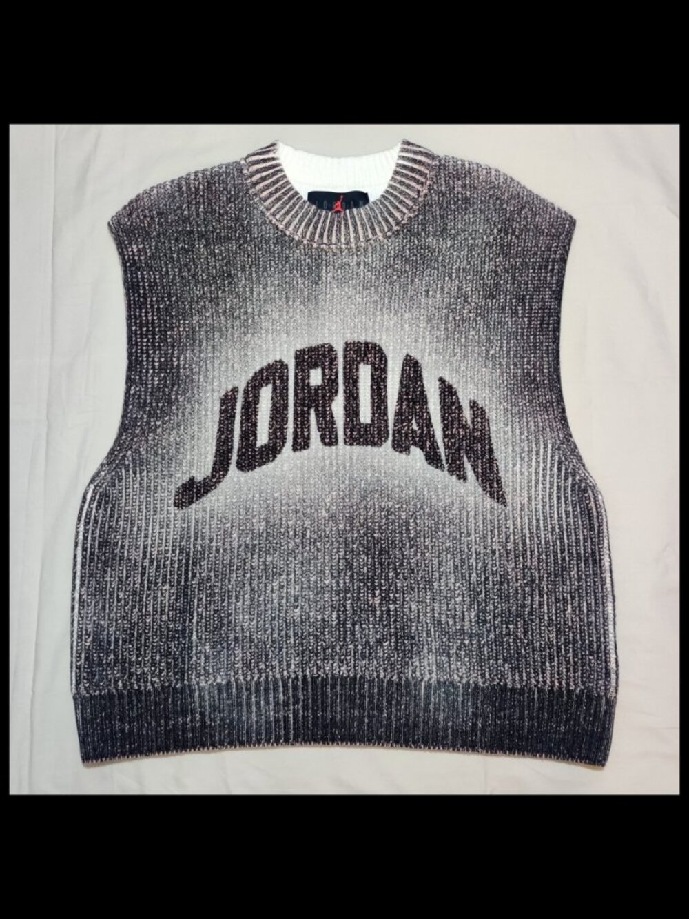 NWT Jordan Flight Knit Sweater Vest / Gilet HQ9190-045 Off-Black/Noir Women's M